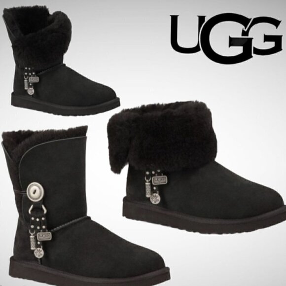 UGG Australia Azalea Black Sheepskin Shearling & UGG Charms Boots - Size 7 - Picture 1 of 10